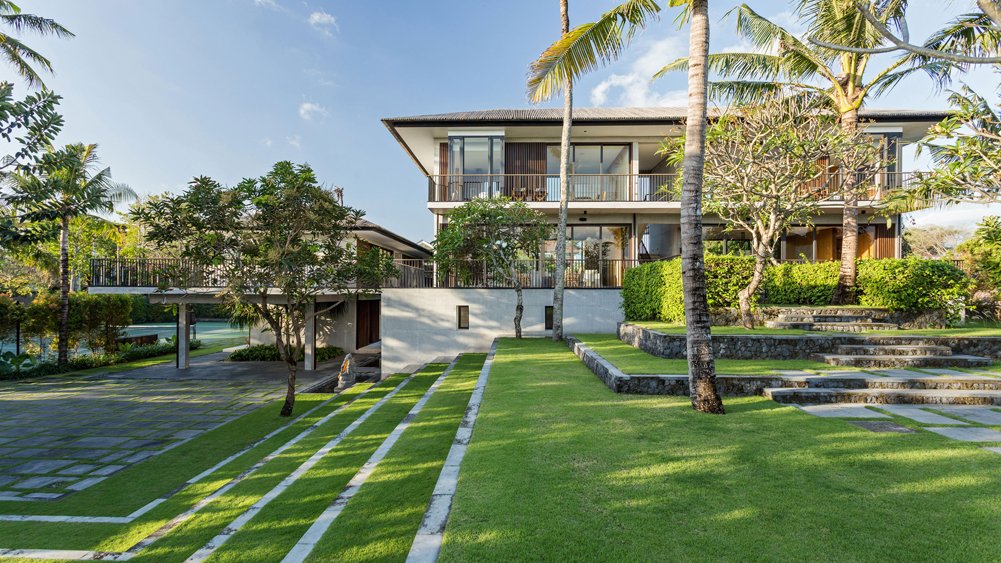 Arnalaya Beach House - Restful tropical villa and event venue